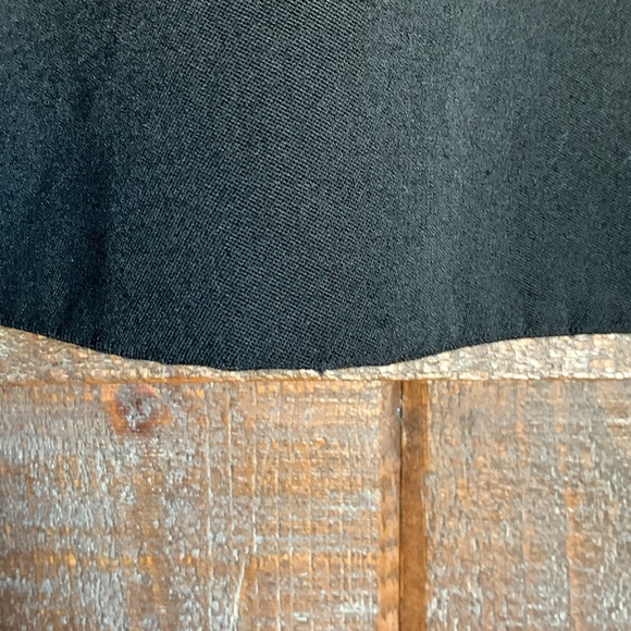 Giorgio Armani women’s black wool skirt made in Italy size Small winter office - Picture 16 of 16